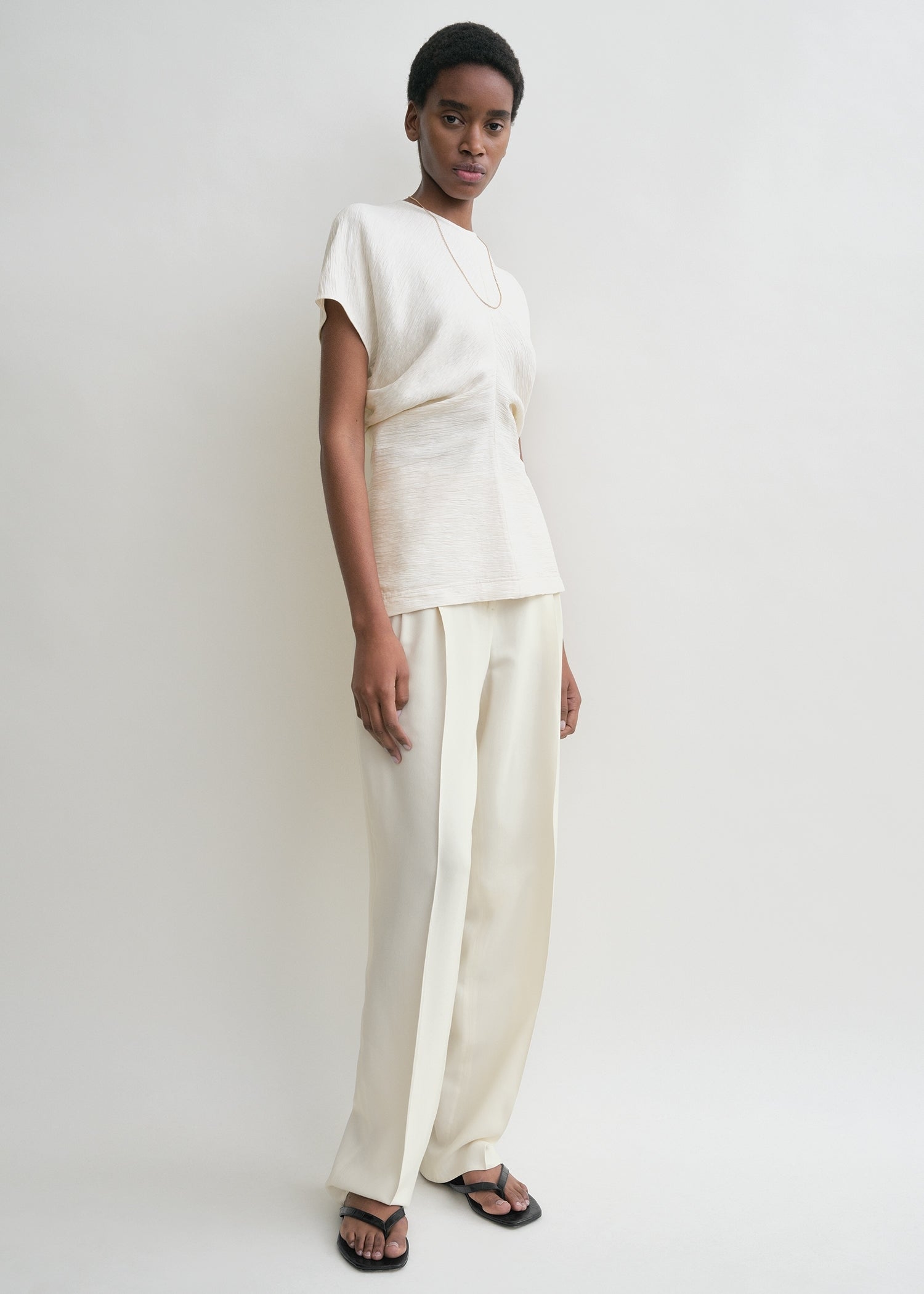 Slouch waist crinkled top cream