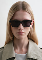 Square sunglasses black