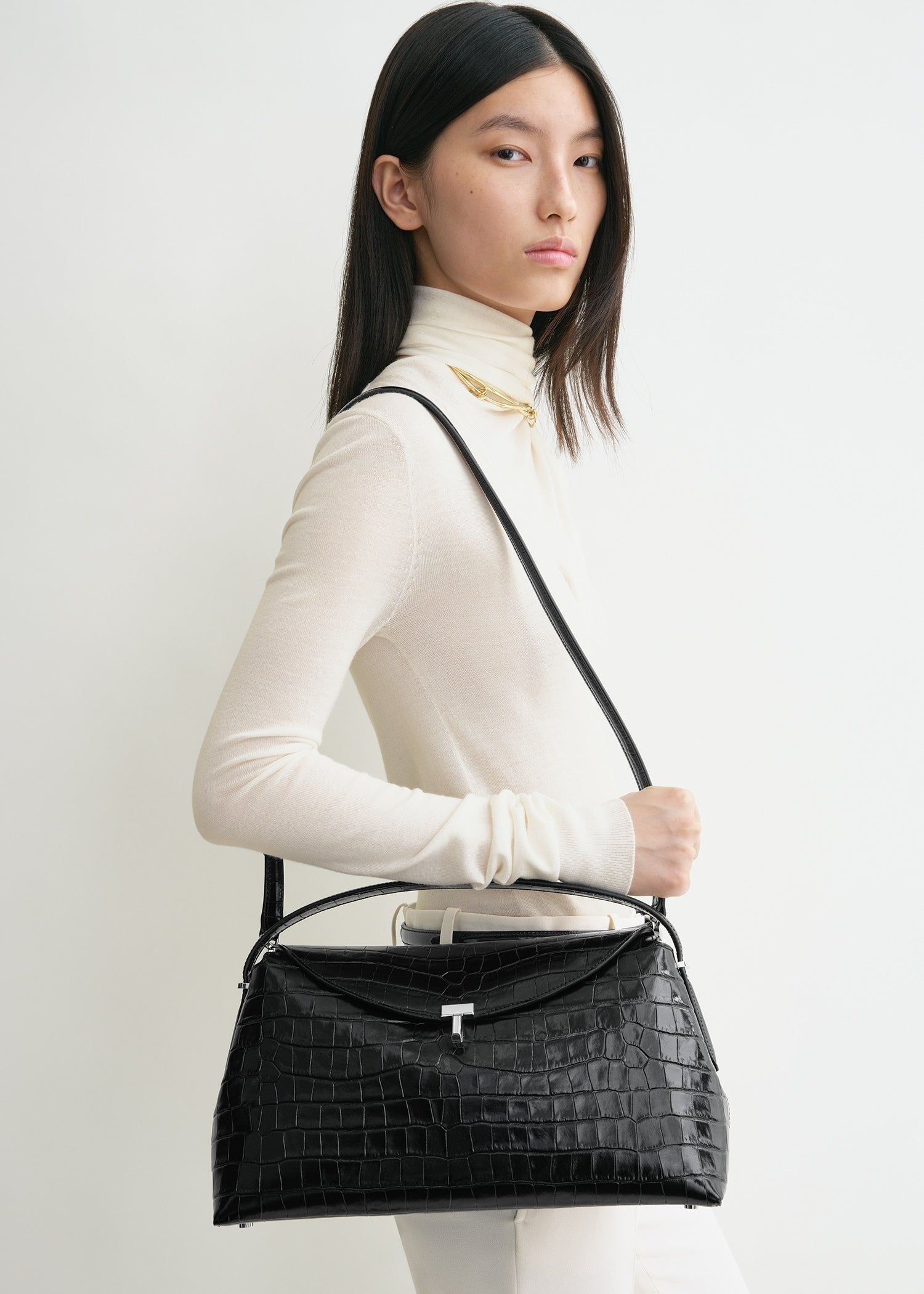 T-lock croco-embossed top handle black