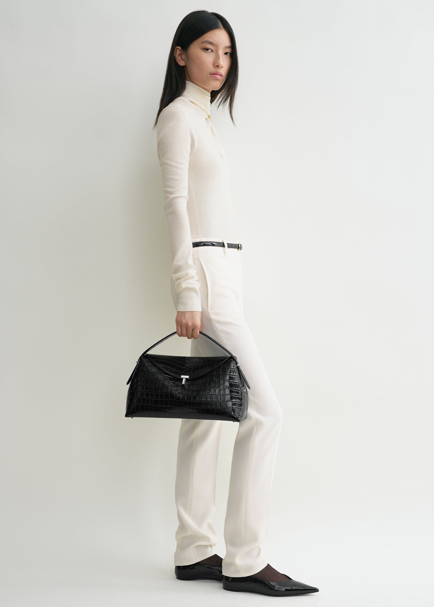 T-lock croco-embossed top handle black