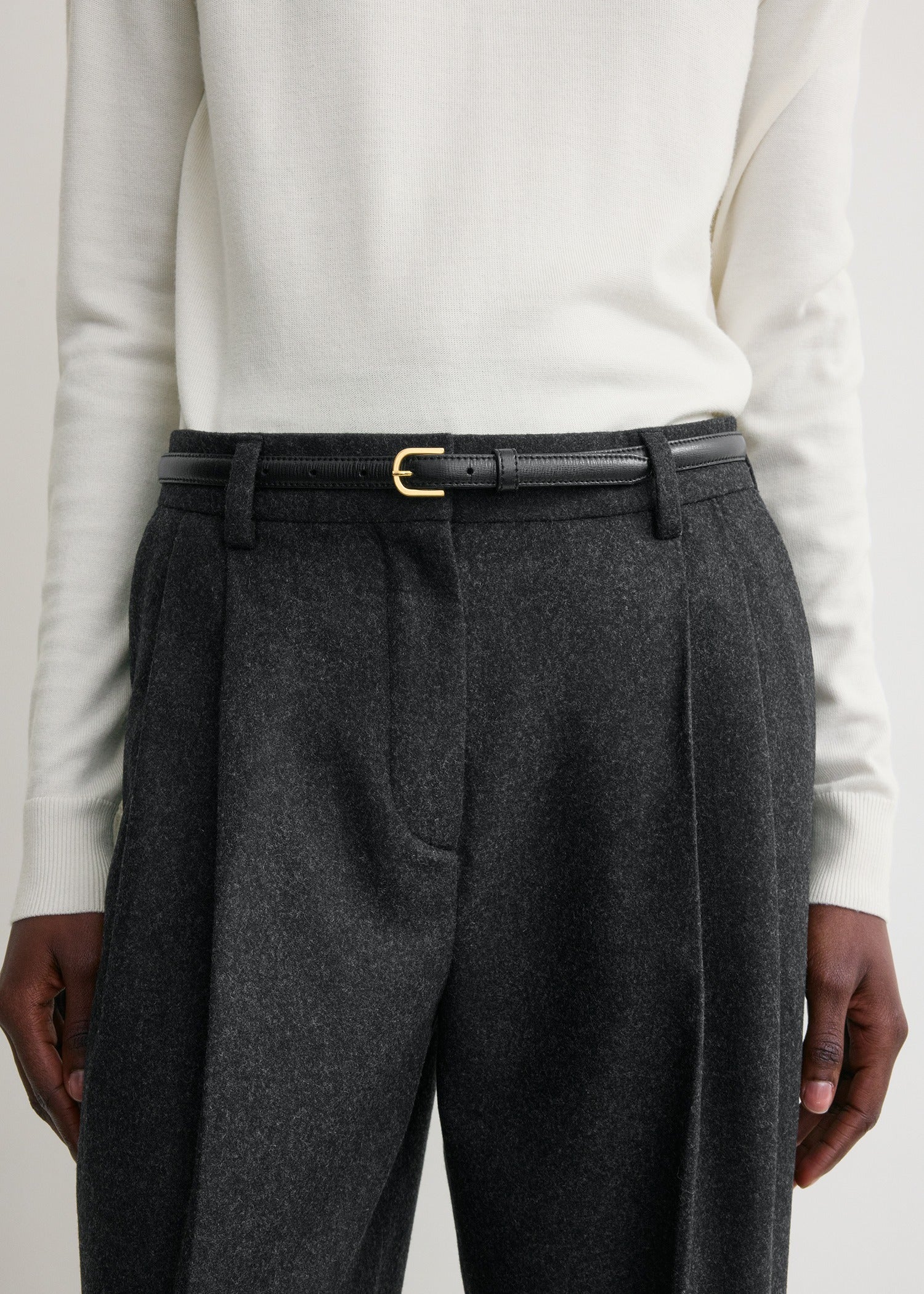 Thin leather belt black