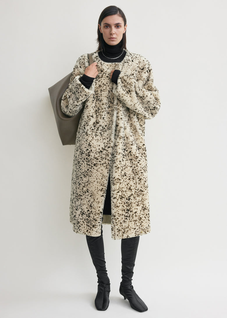 Stracciatella shearling coat black/white