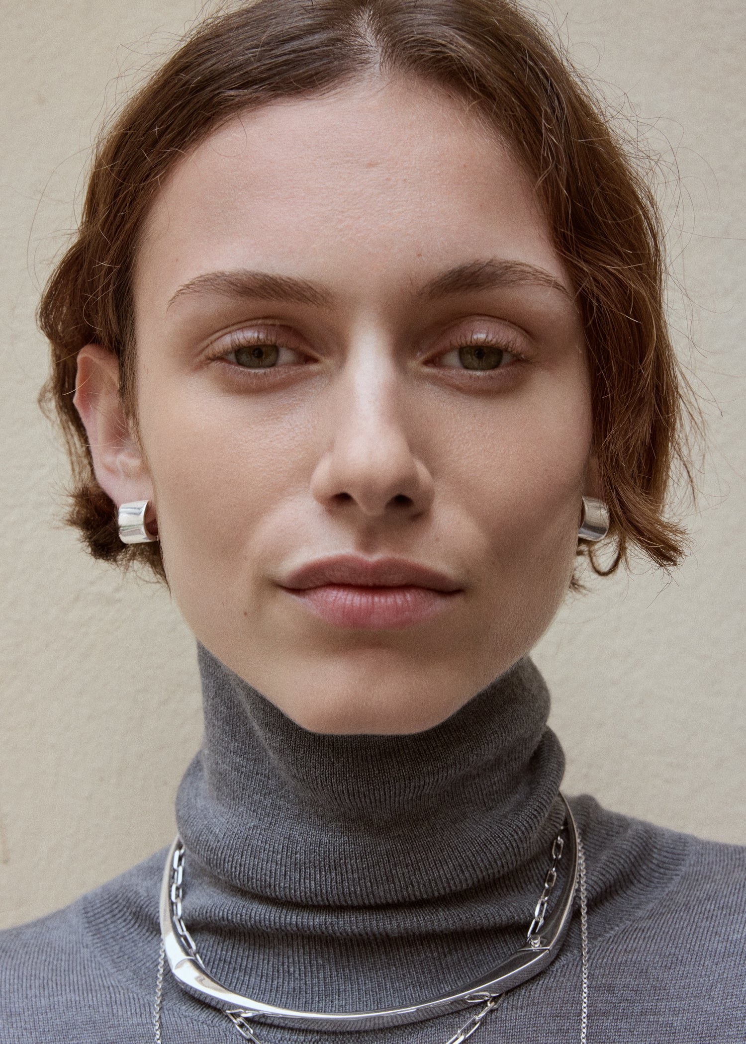 Petite signature hoops silver