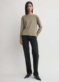 Classic long-sleeve tee taupe