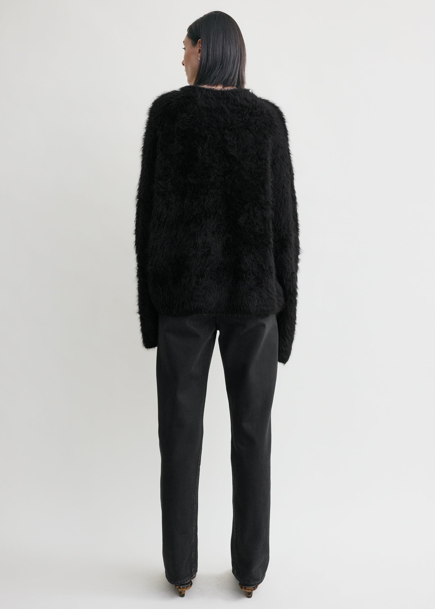 Boxy alpaca knit black