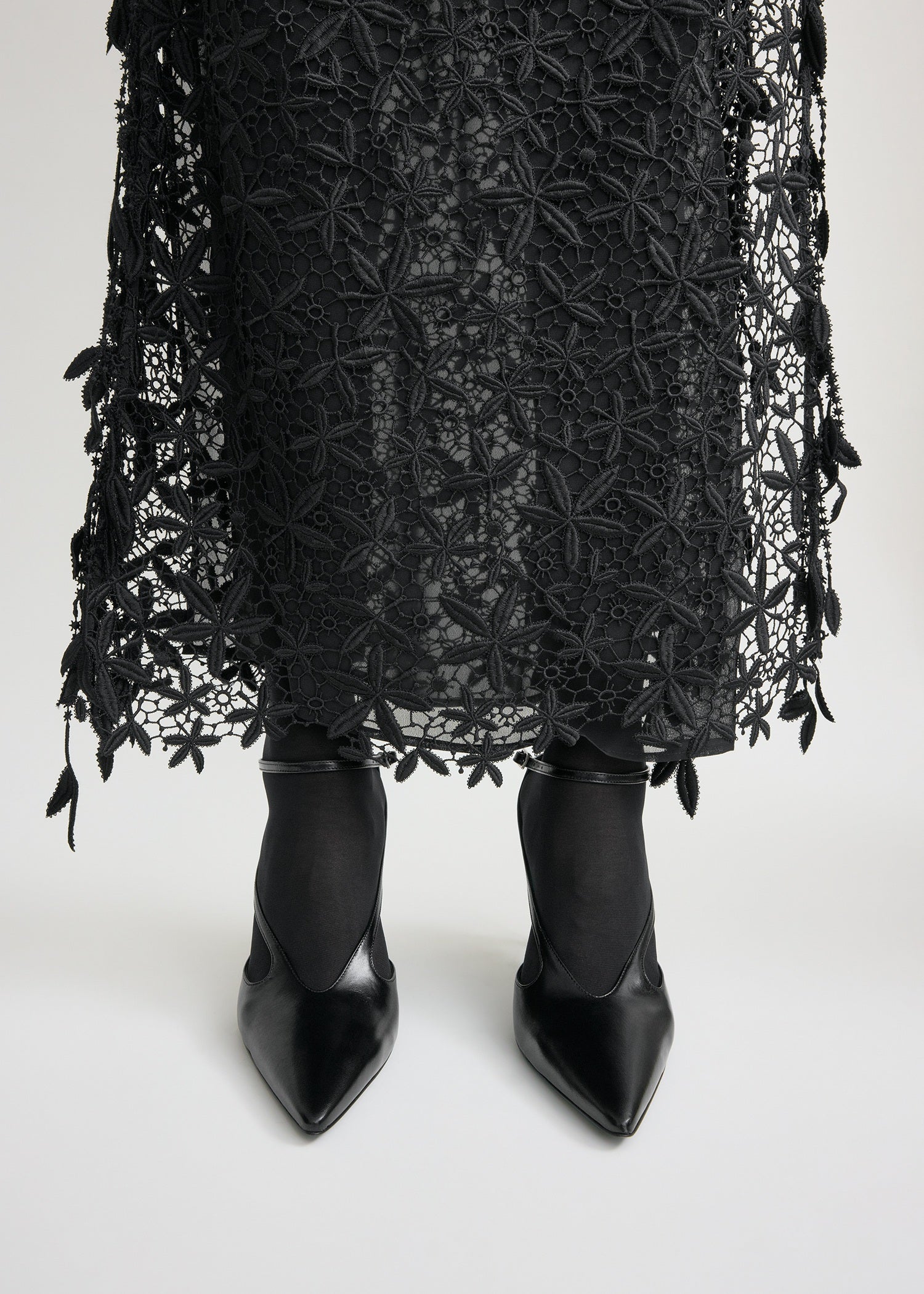 Leather stiletto pumps black