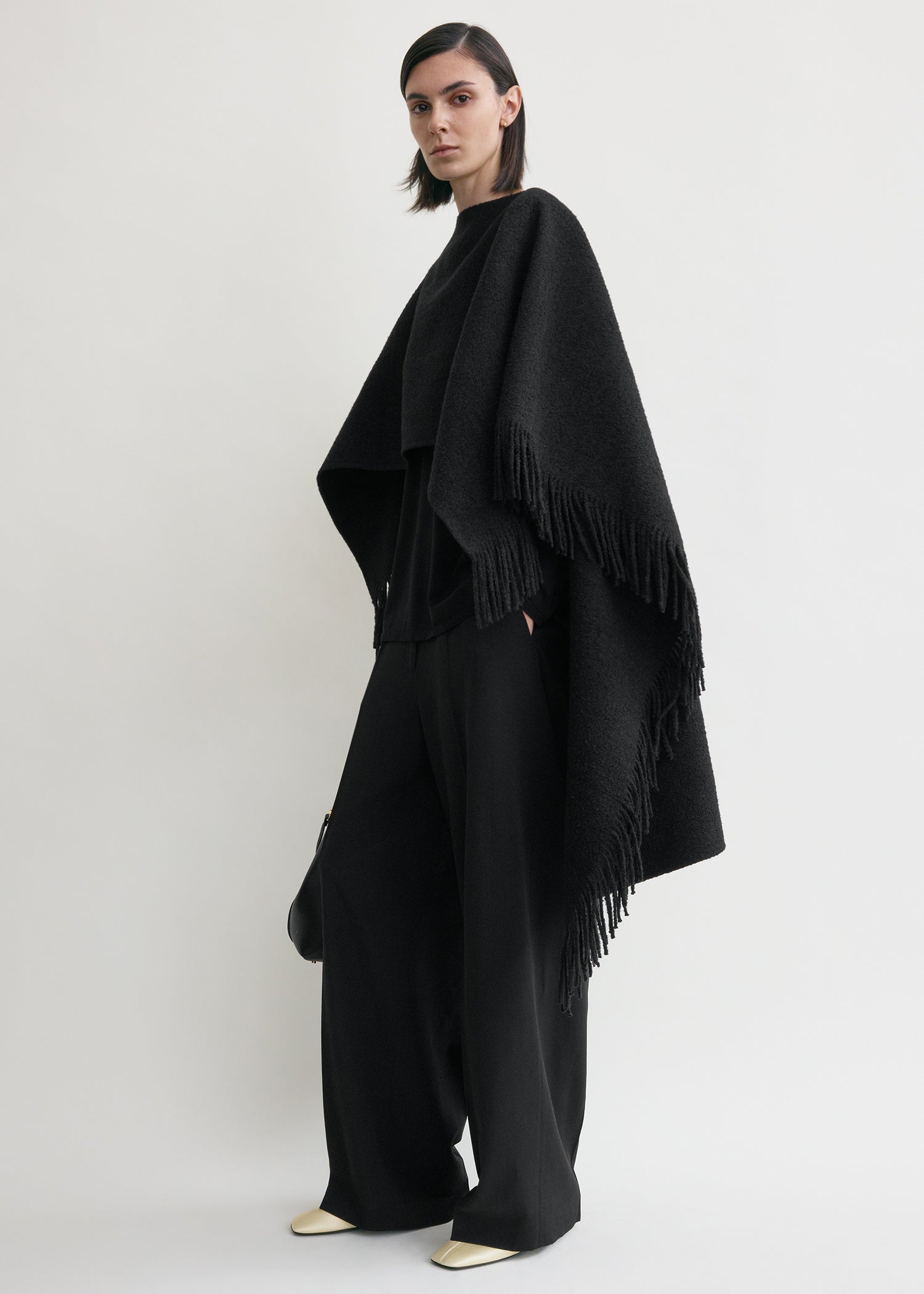 Fringed poncho black