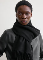 Classic wool scarf black