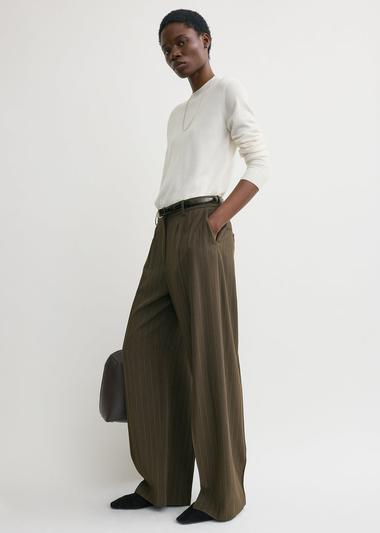 Wide pinstriped trousers pepper