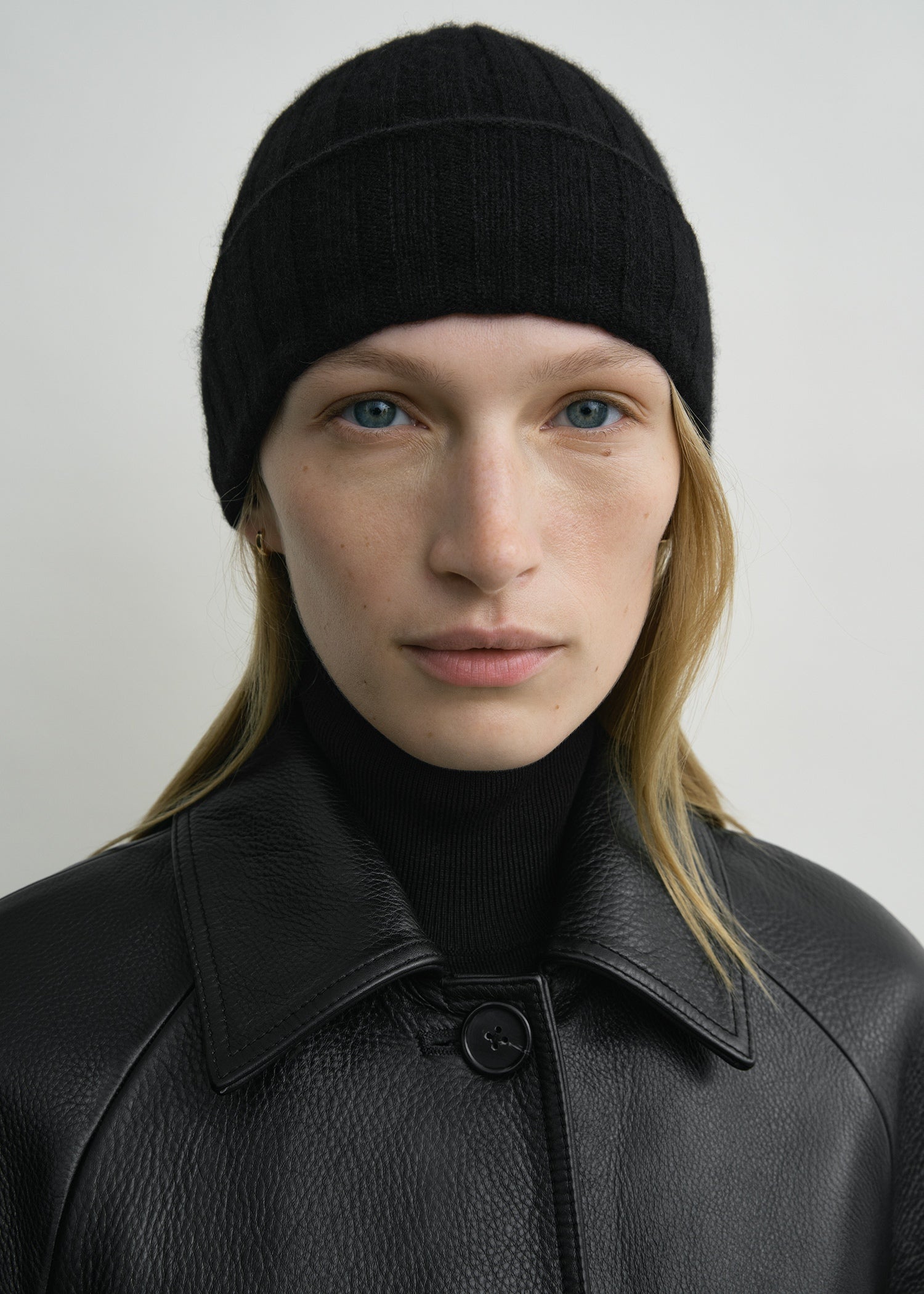 Cashmere beanie black