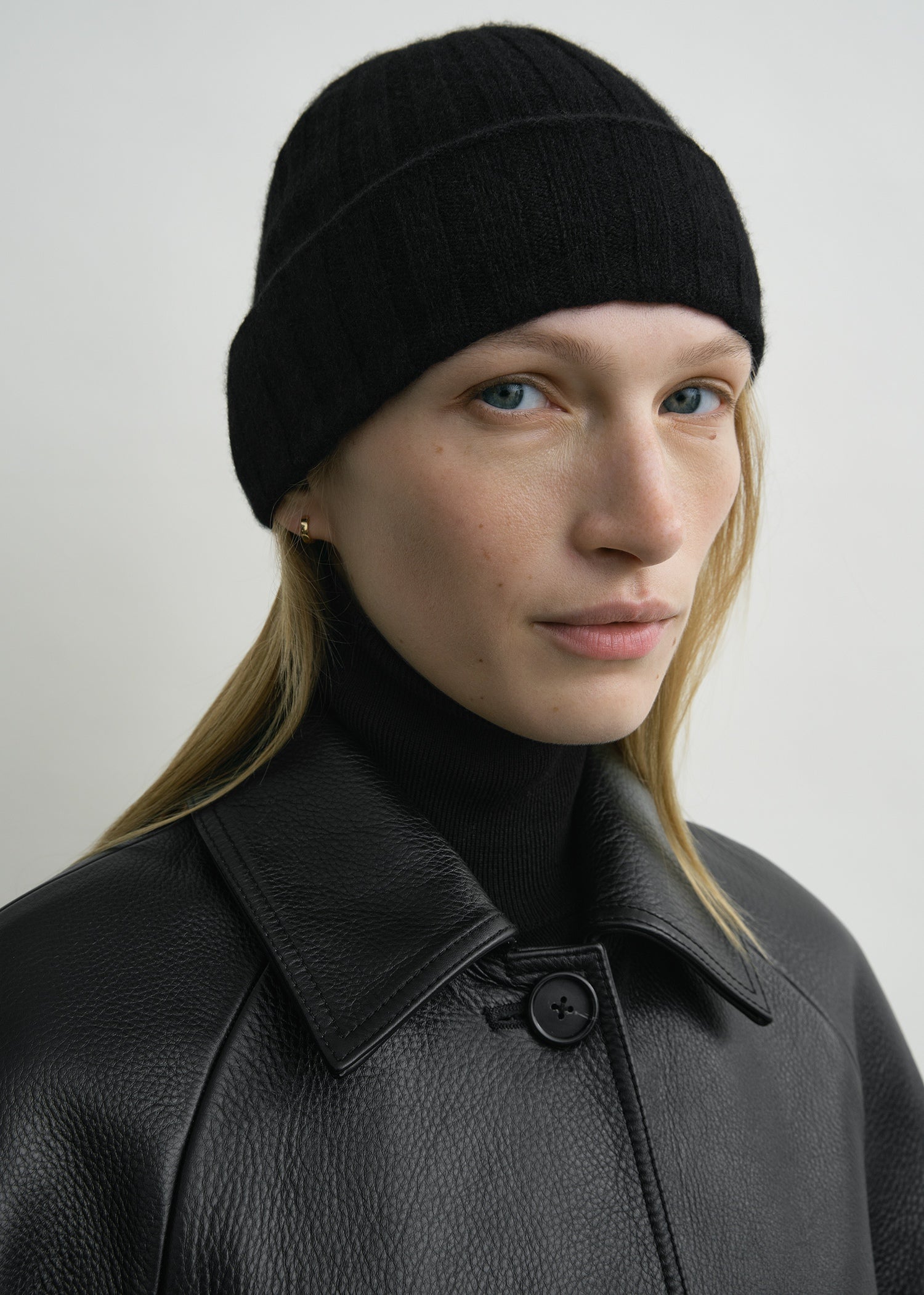 Cashmere beanie black