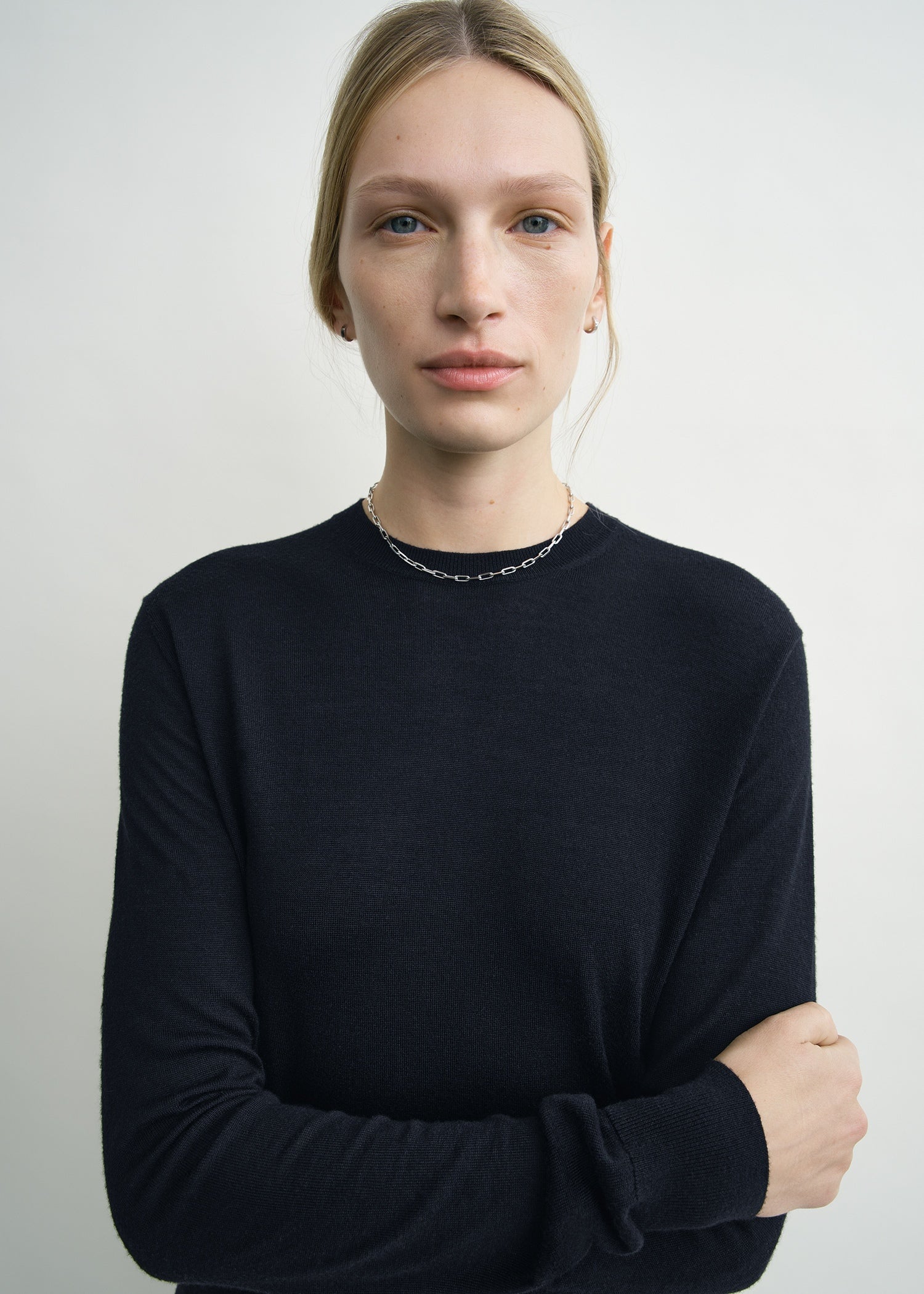 Fine crew knit midnight