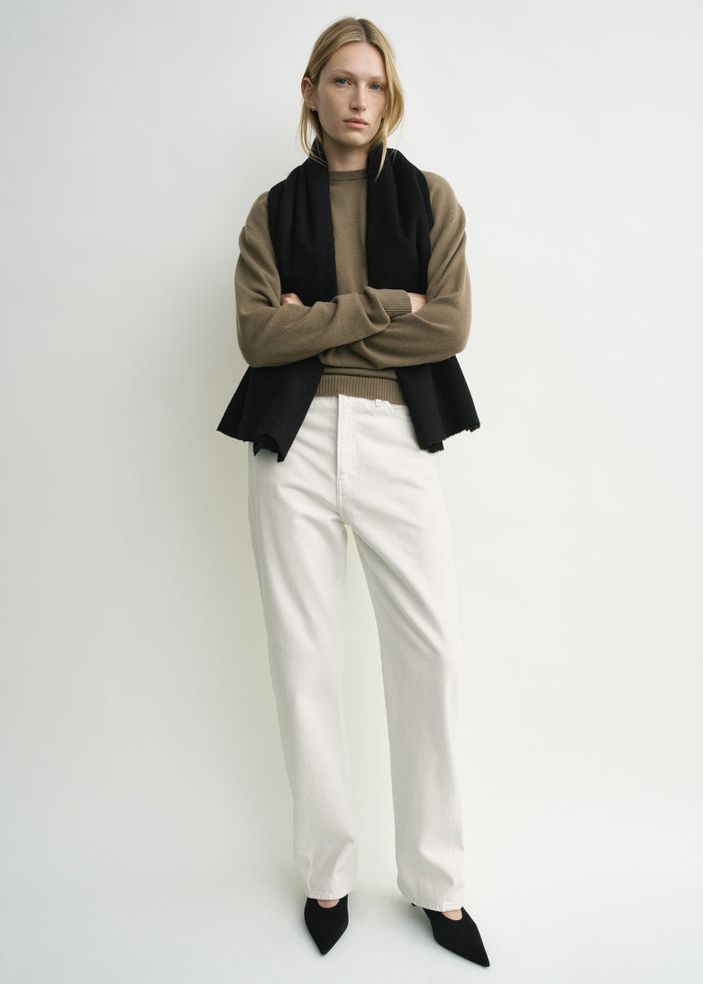 Classic cashmere crew knit hazel