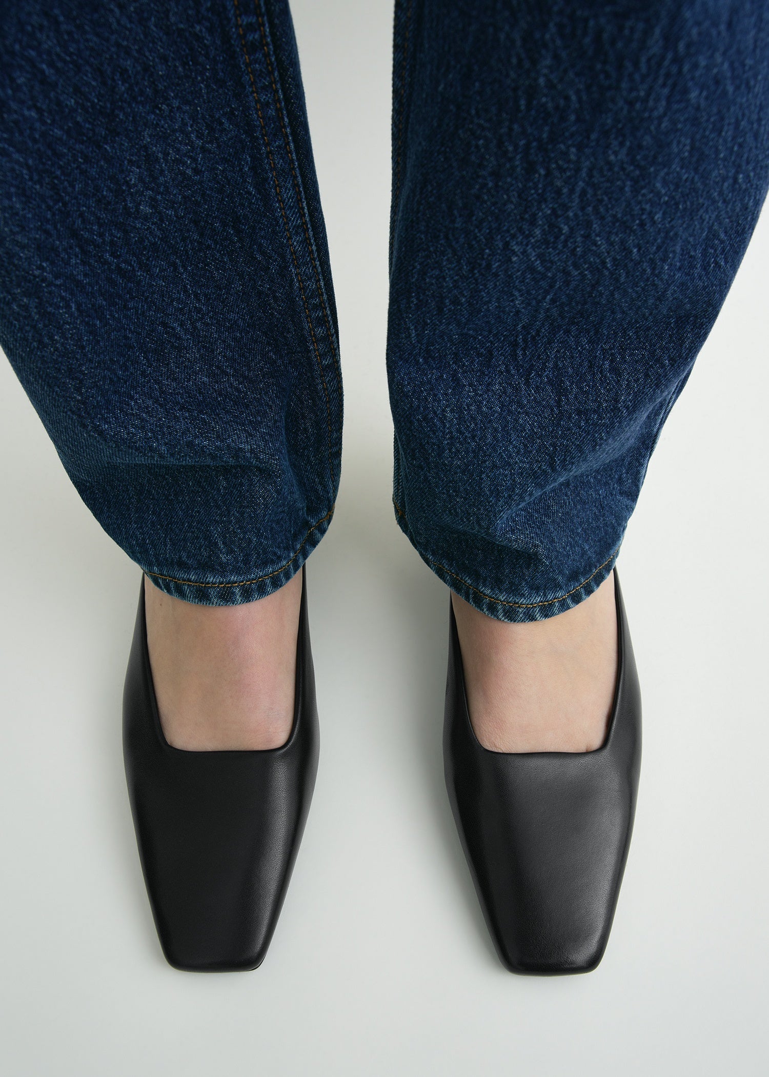 Square leather kitten mules black