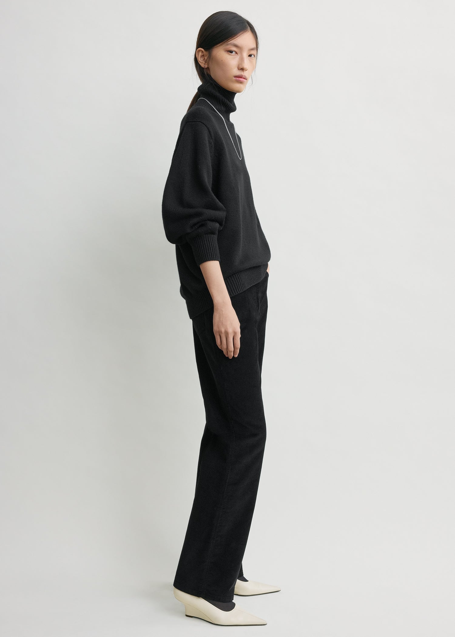 Oversized turtleneck black