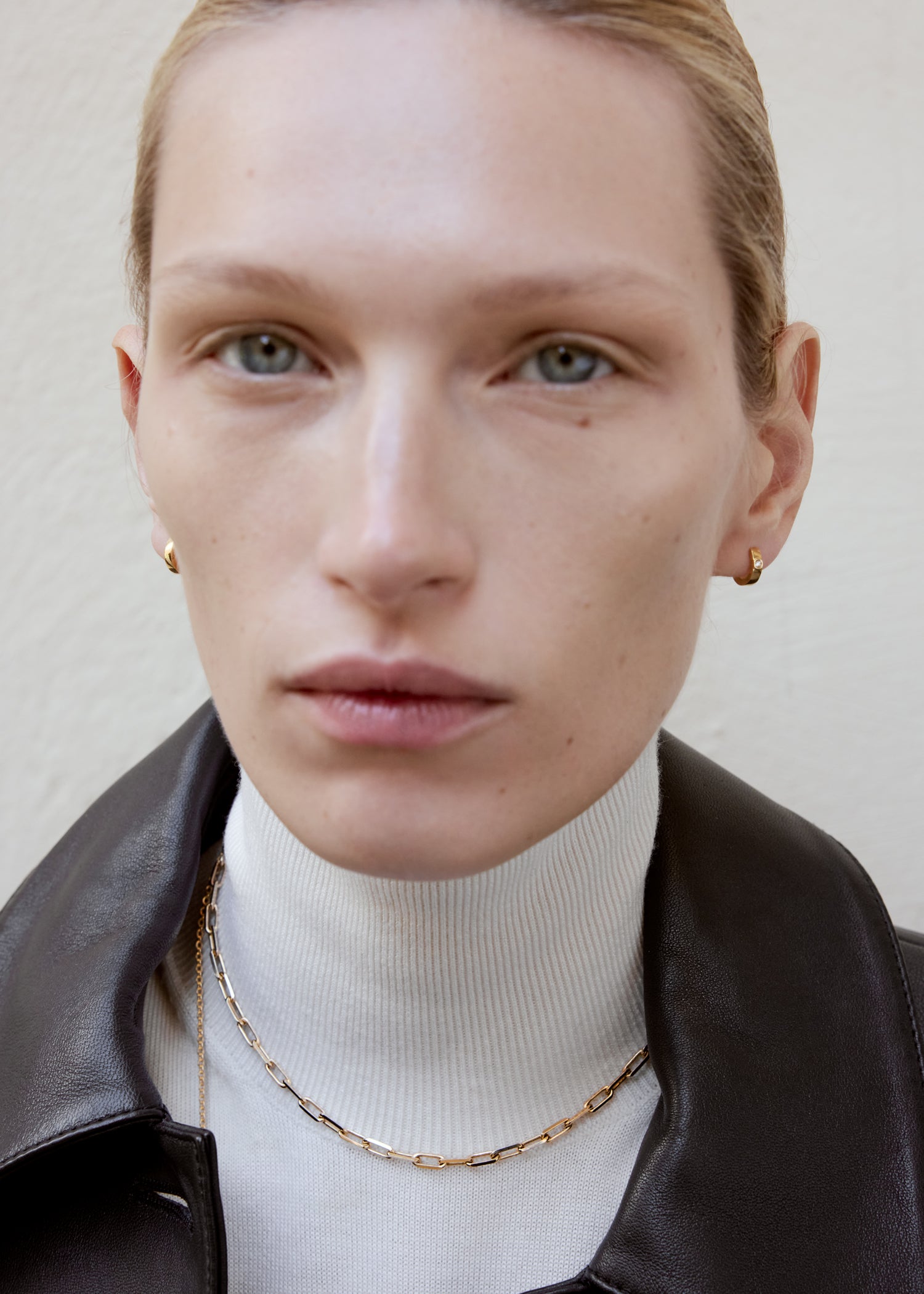 Crew-neck chain 18kt gold