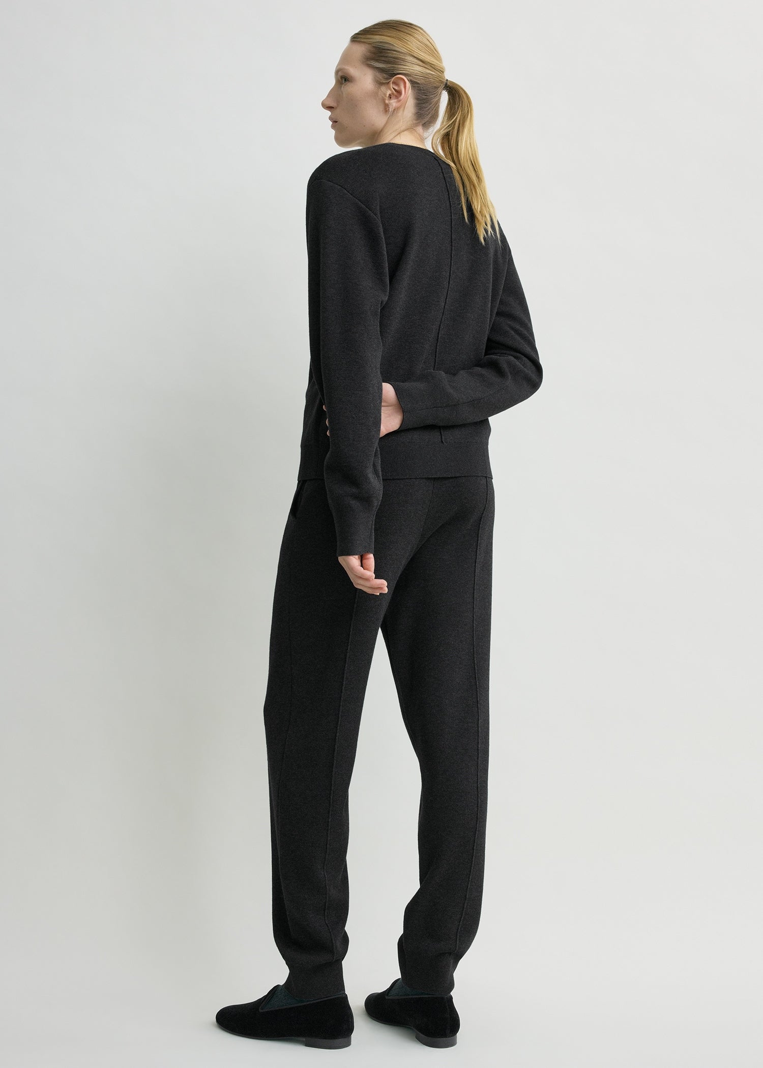 Pintucked sweater charcoal