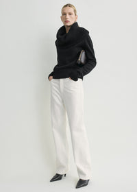 Funnel wool knit black