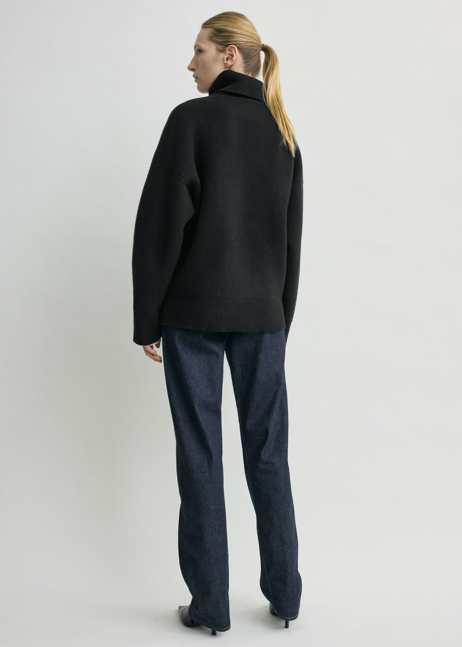 Double-knit turtleneck black