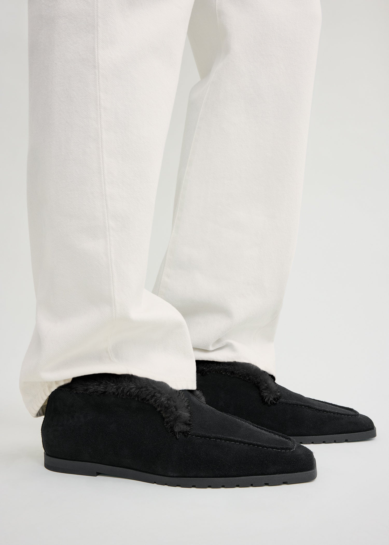 Loafer boots black