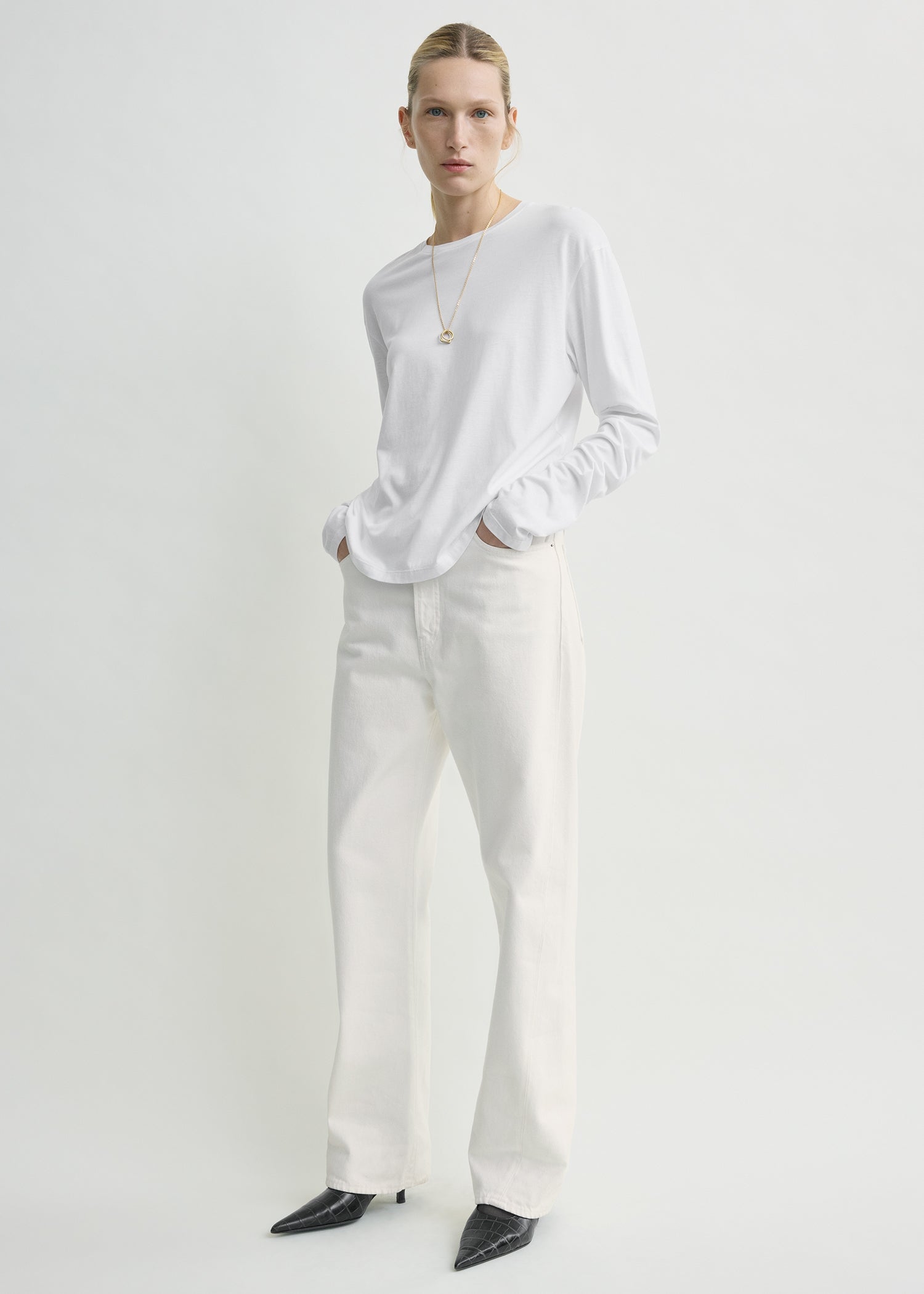 Classic long-sleeve tee white