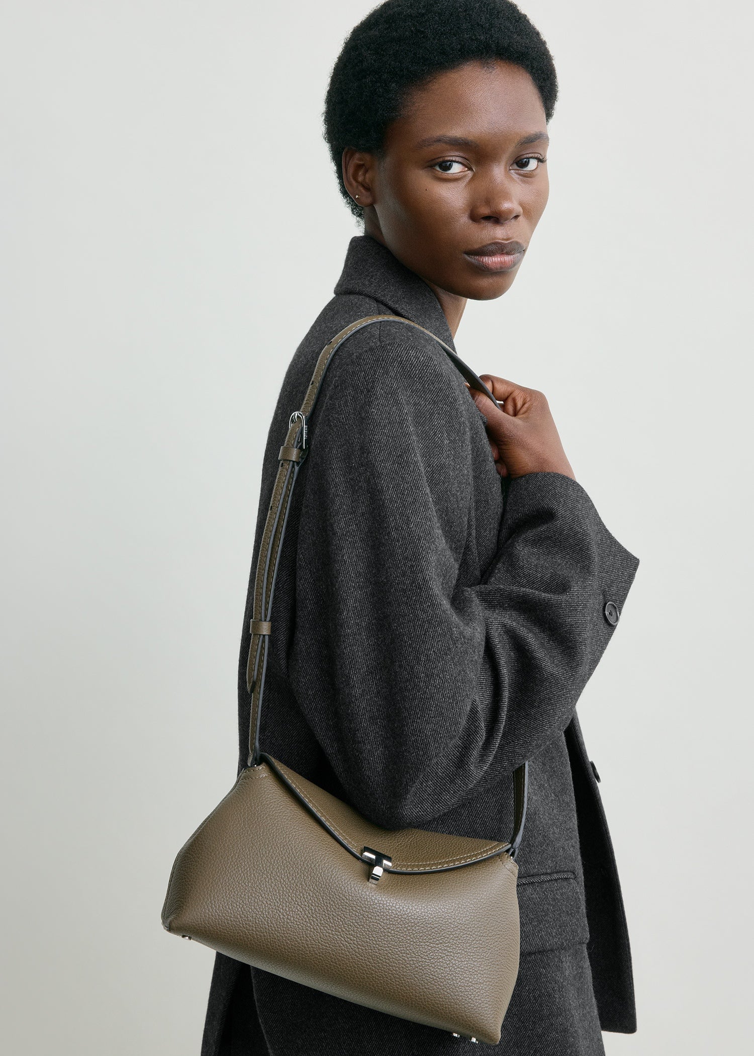 T-lock grained-leather clutch dark taupe
