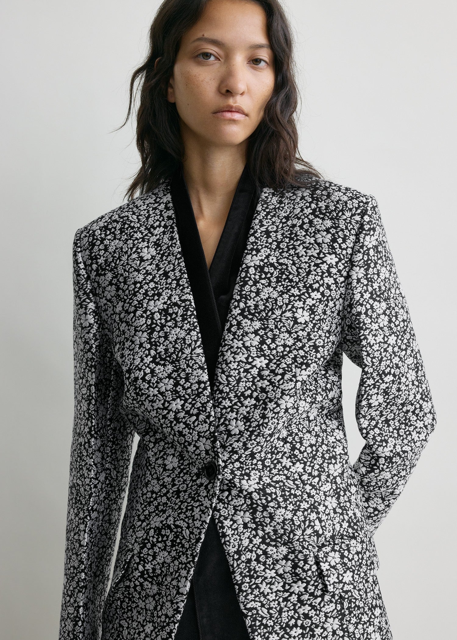 Floral slouch blazer white/black
