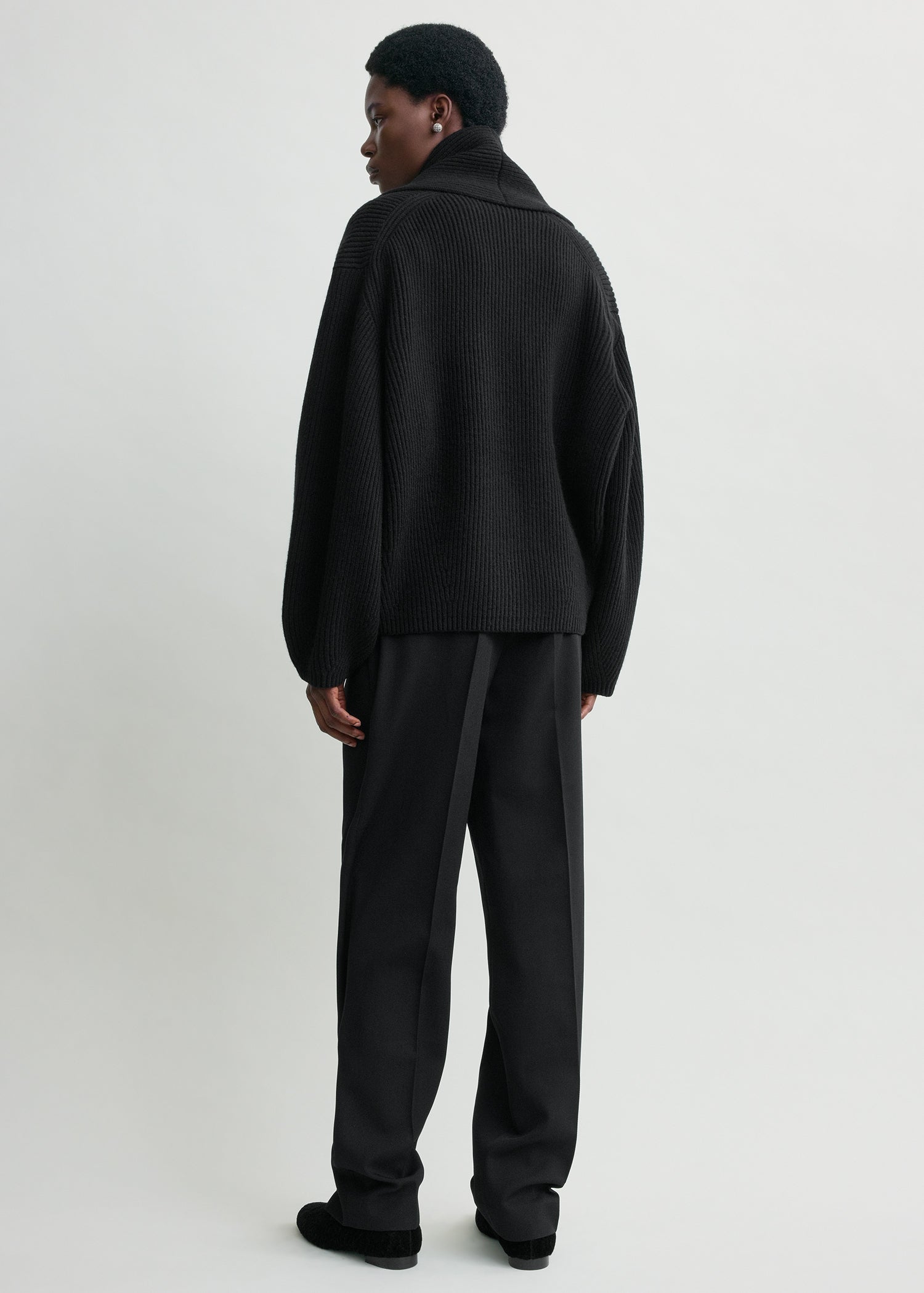 Shawl-lapel cardigan black