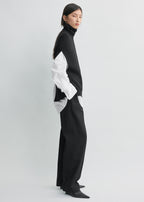 Double-knit cape knit black