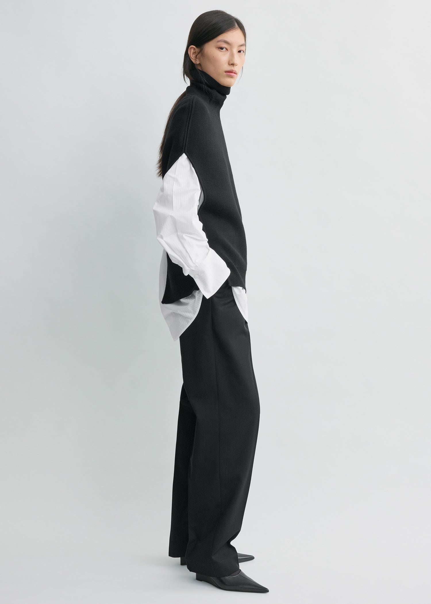 Double-knit cape knit black