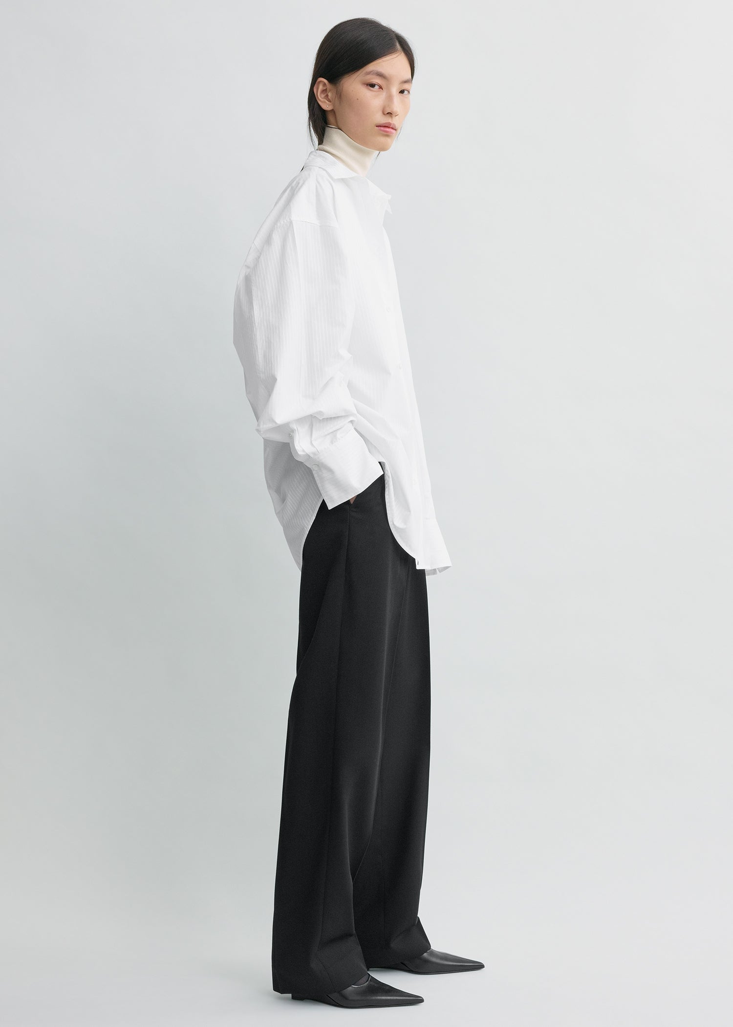 Oversized striped shirt white