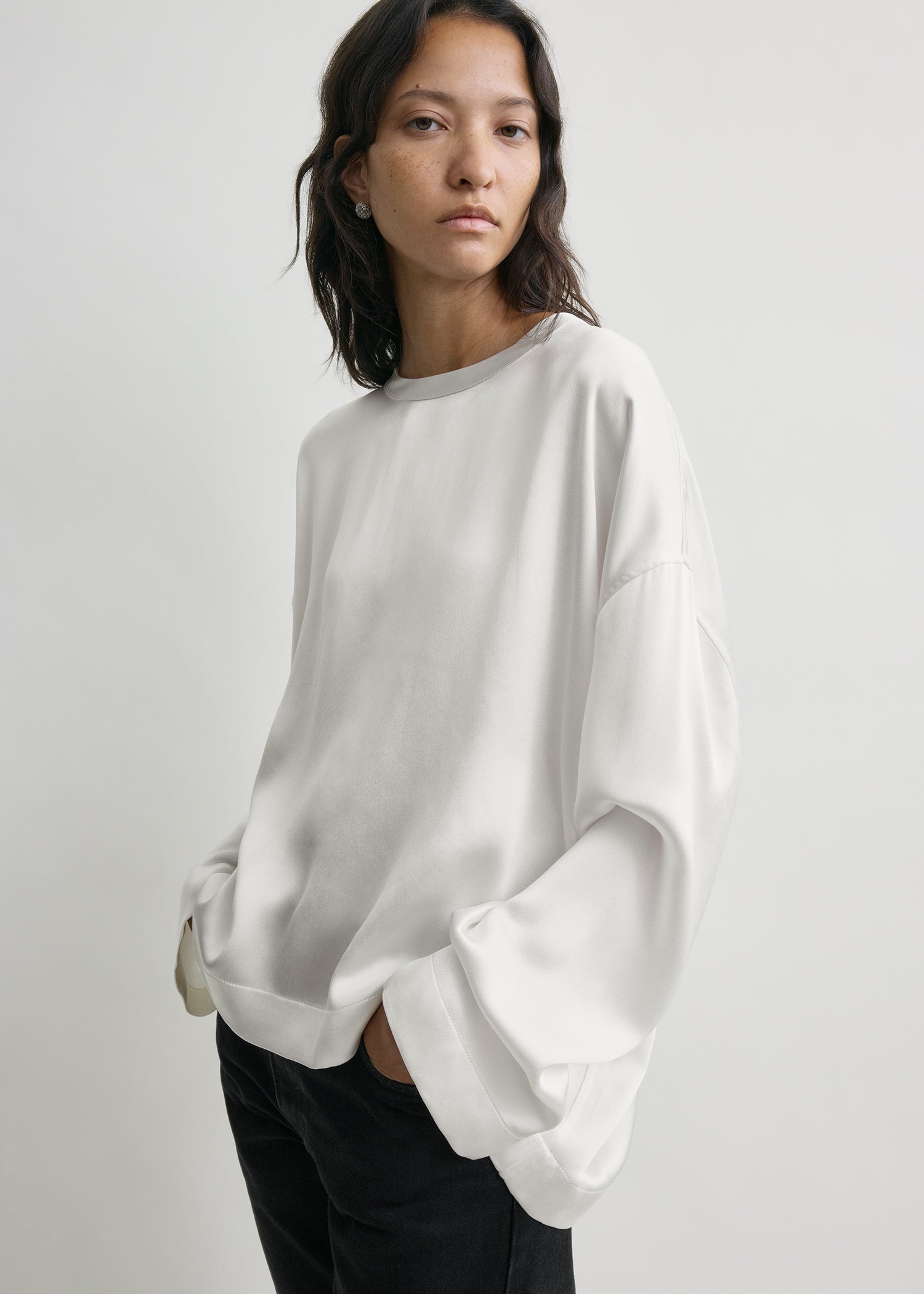 Boxy satin top white