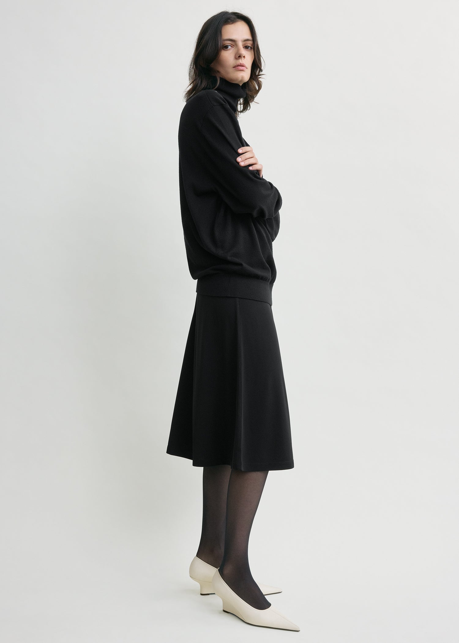 Short fluid jersey skirt black