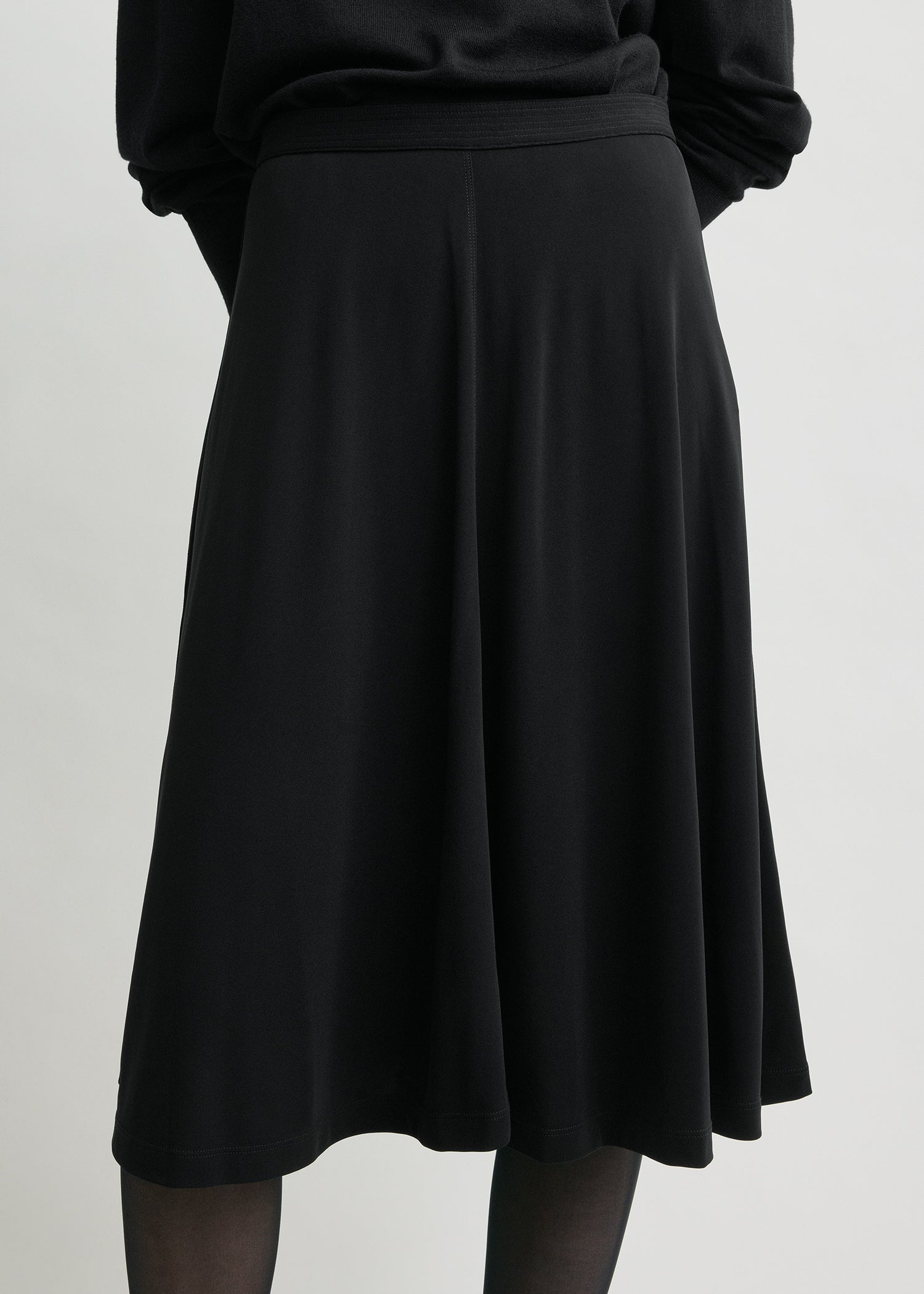 Short fluid jersey skirt black