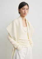 Triangle wool scarf ecru