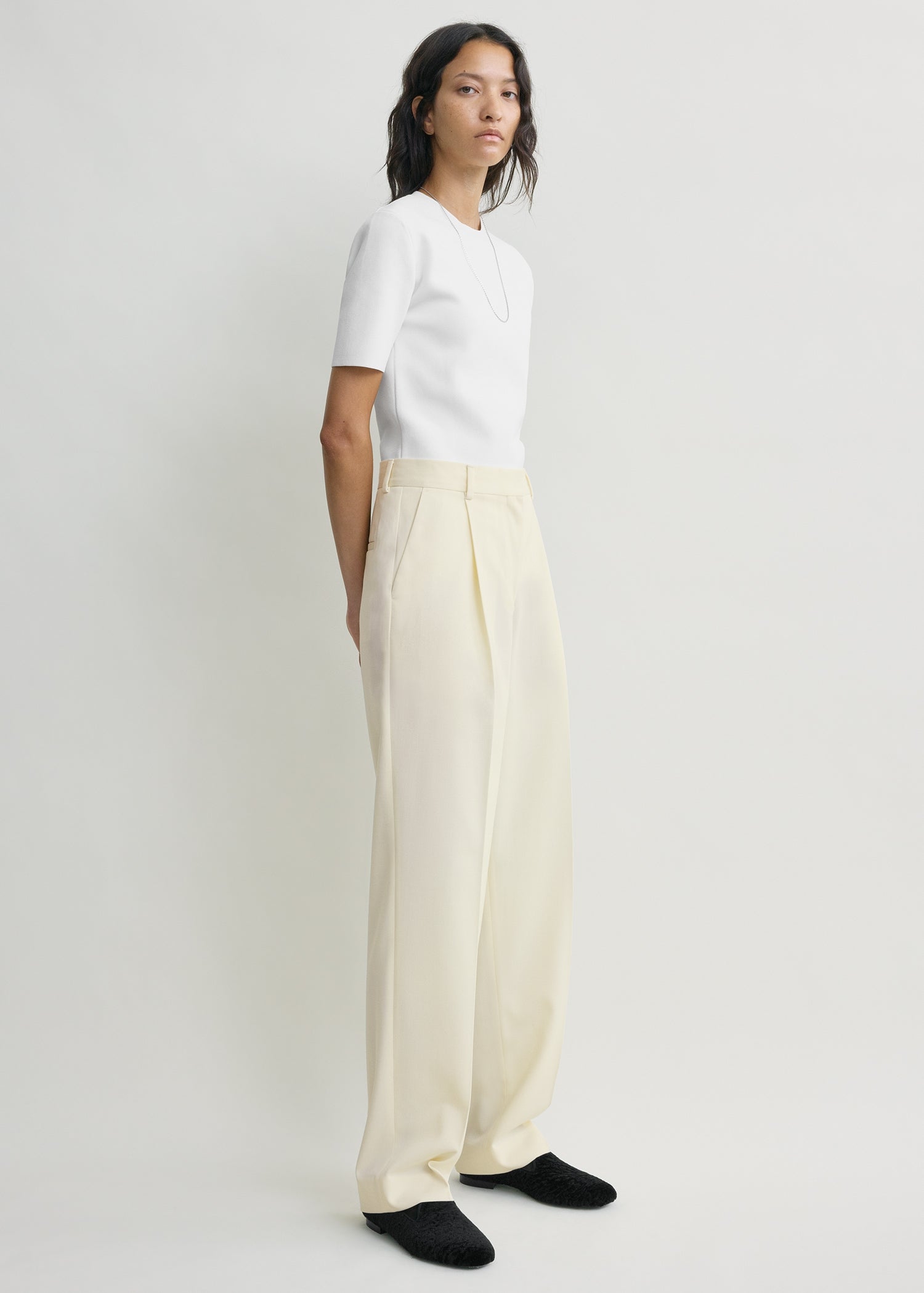 Pleat trousers off-white