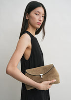 T-lock suede clutch tobacco