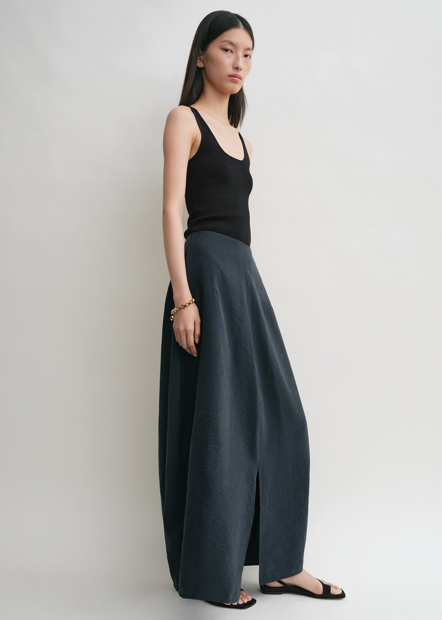 Parachute skirt nightfall