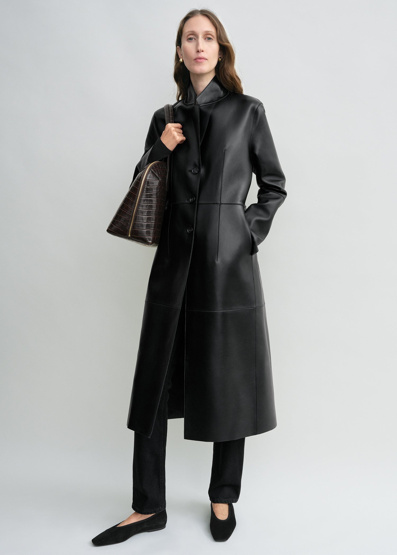 Slim leather coat black