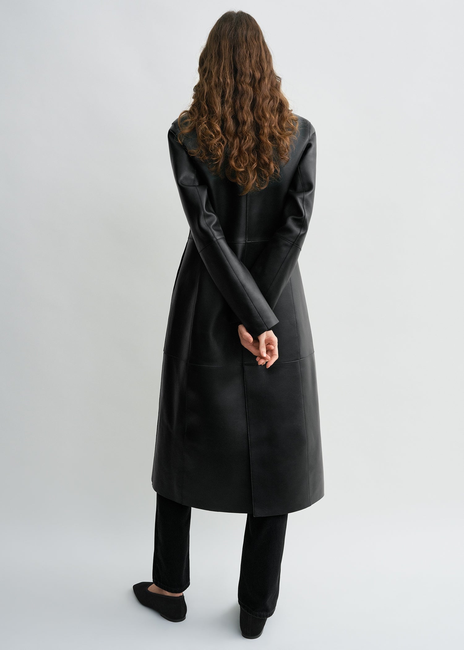 Slim leather coat black