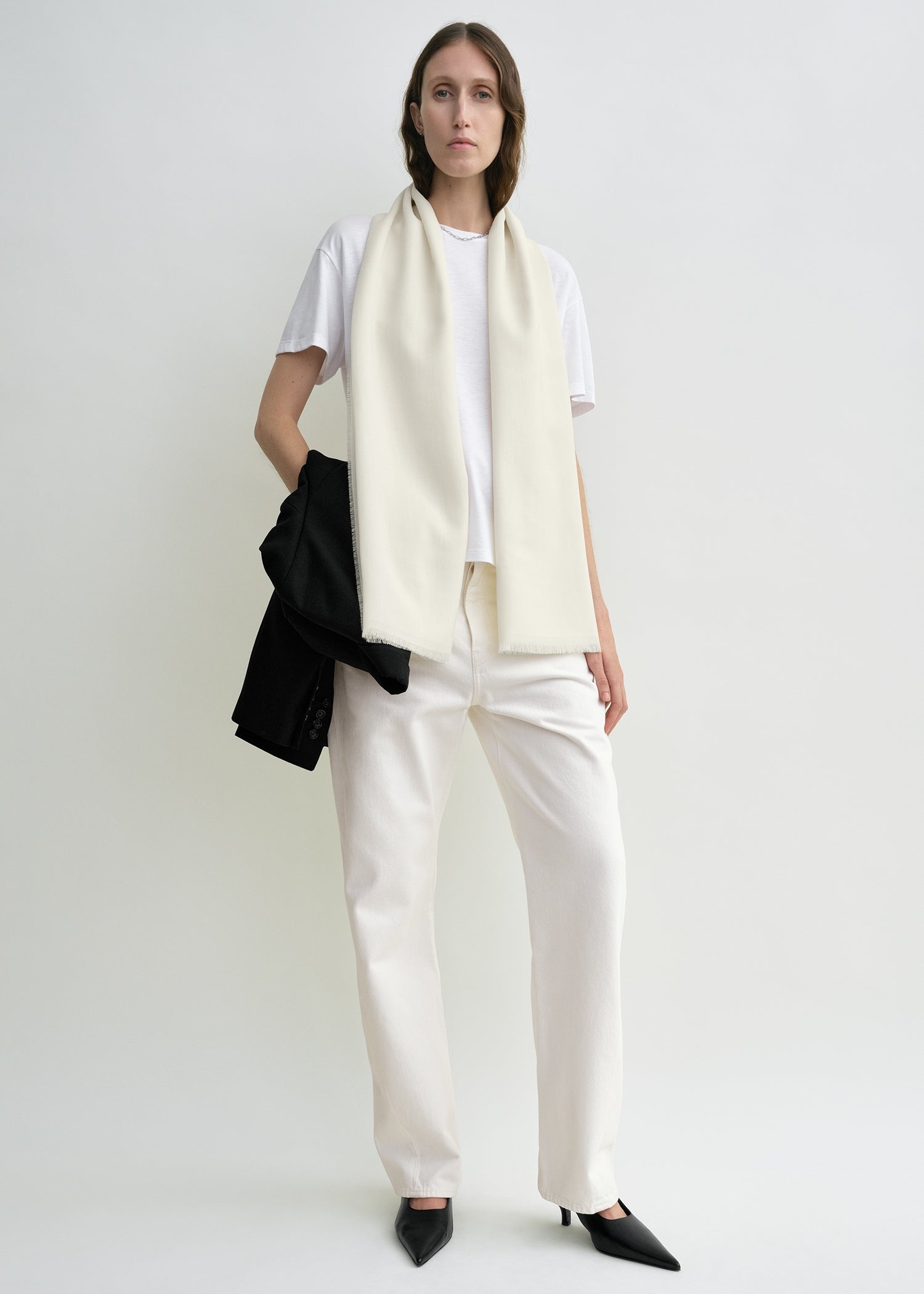 Light wool scarf white
