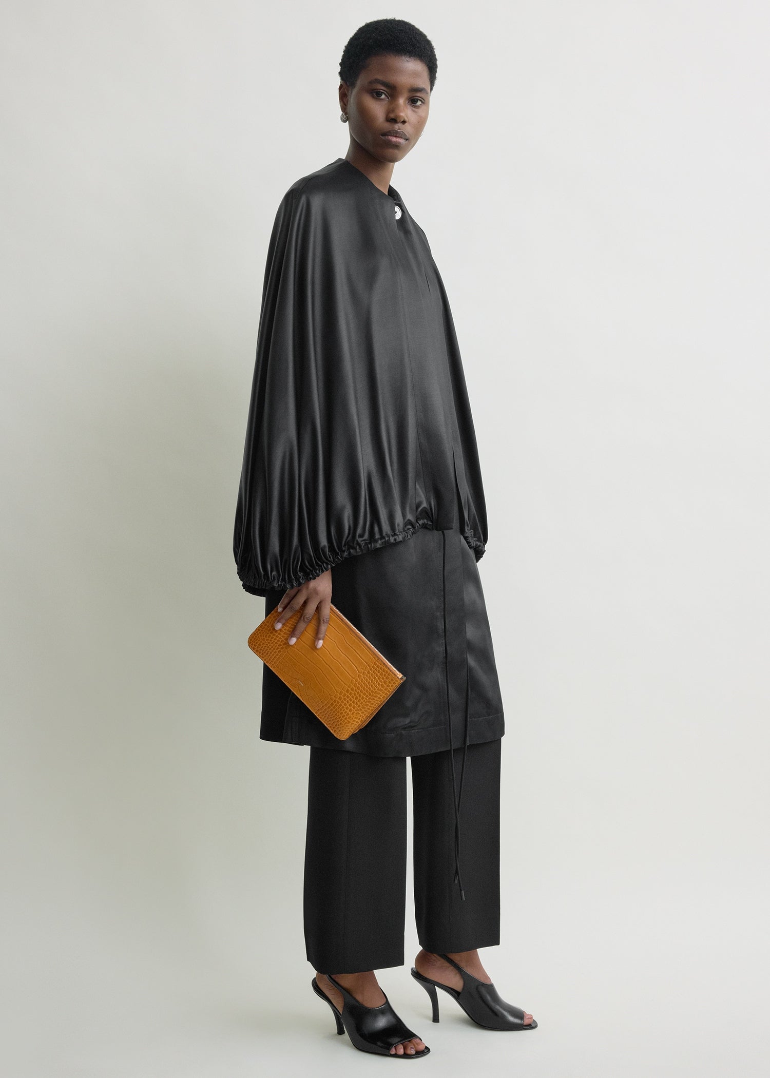 Threefold croco-embossed clutch tangerine