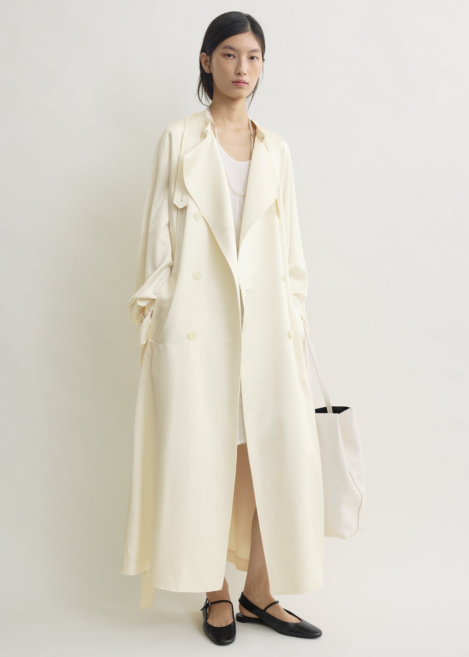 Draped satin trench off-white