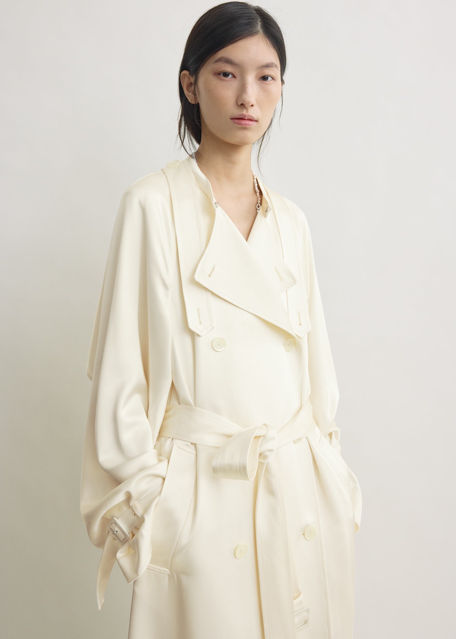 Draped satin trench off-white