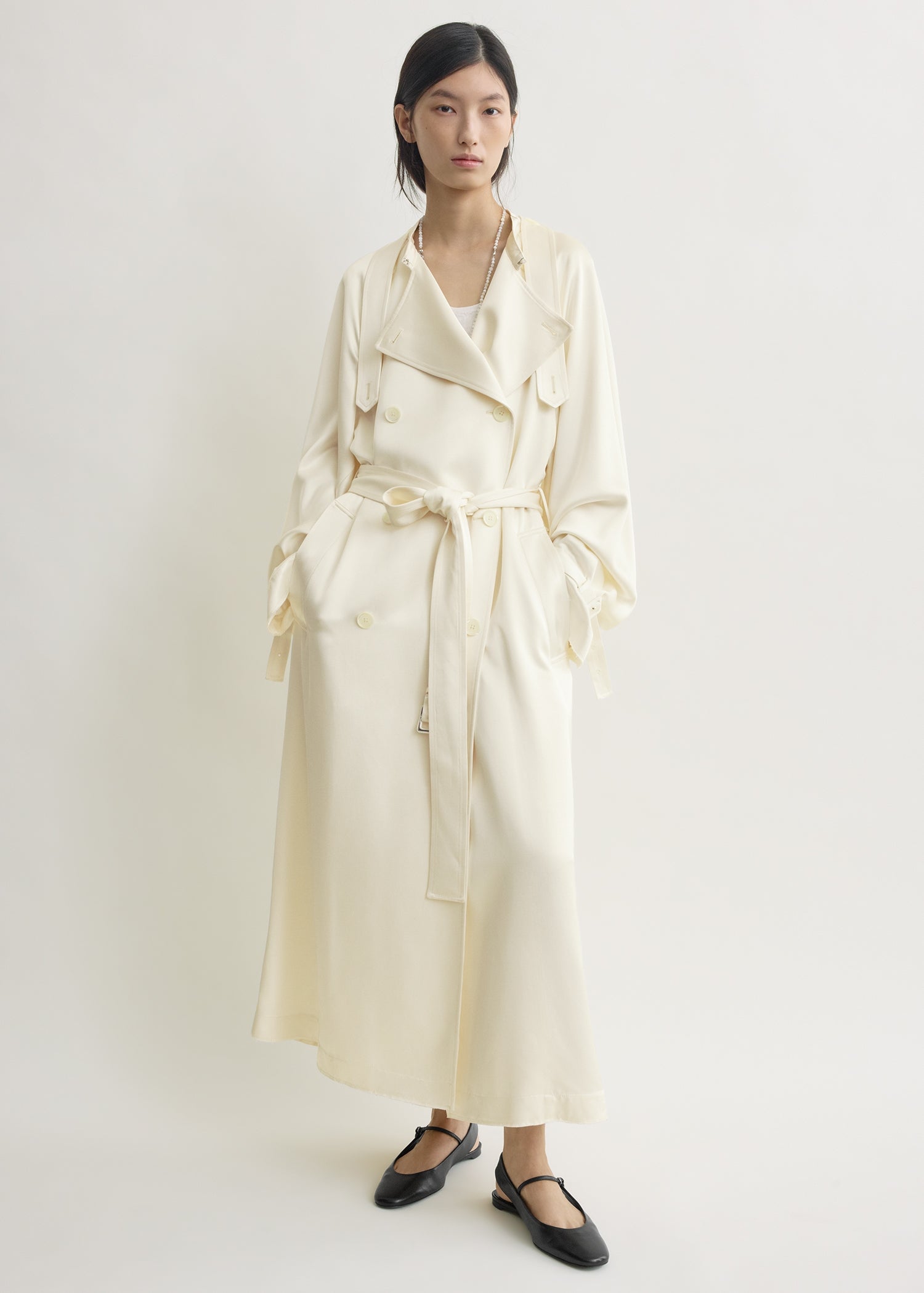 Draped satin trench off-white