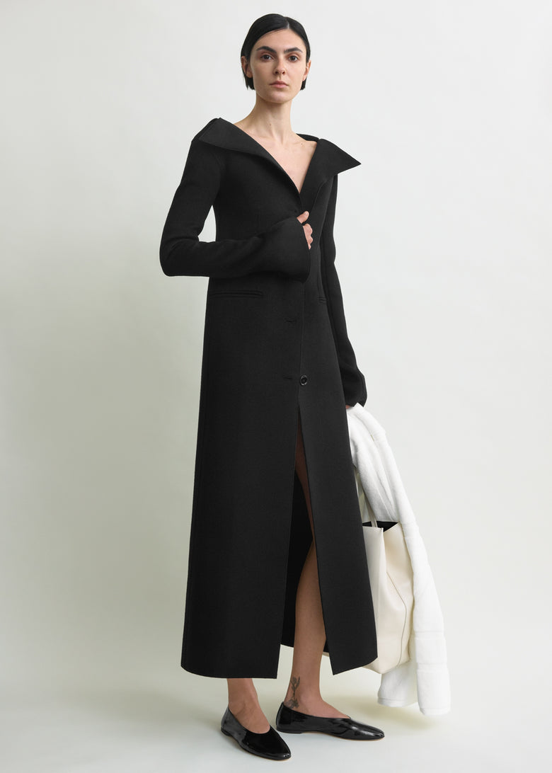 Open collar wool coat black