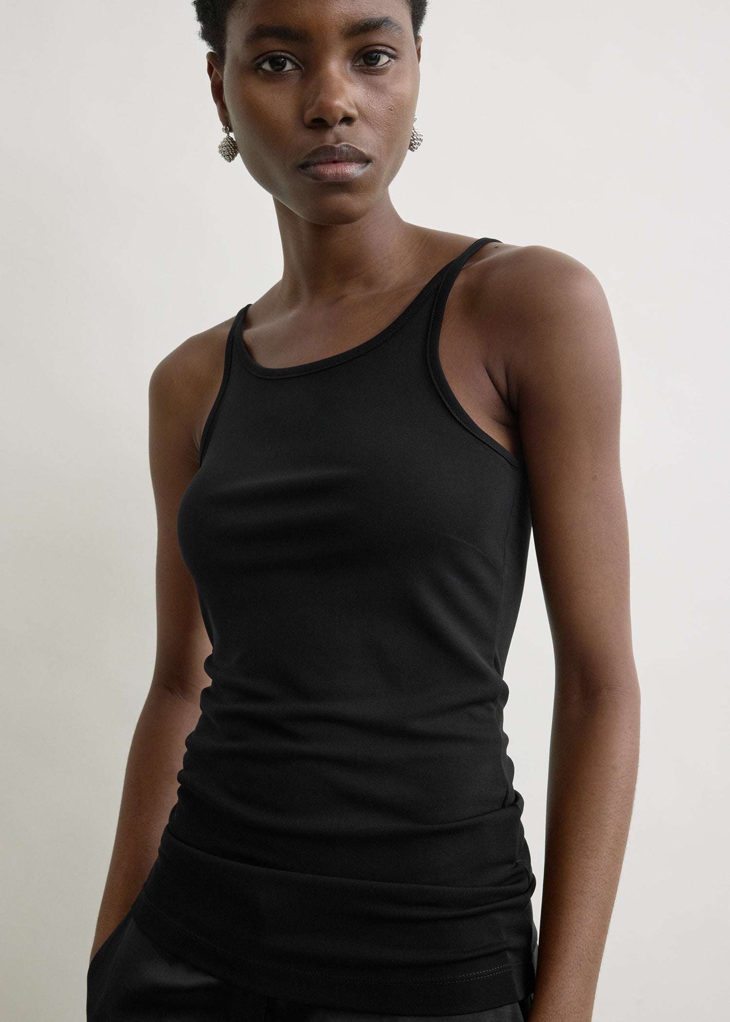 Fluid slip top black