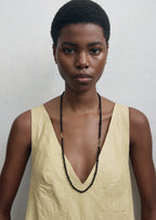 Infinity bead necklace black