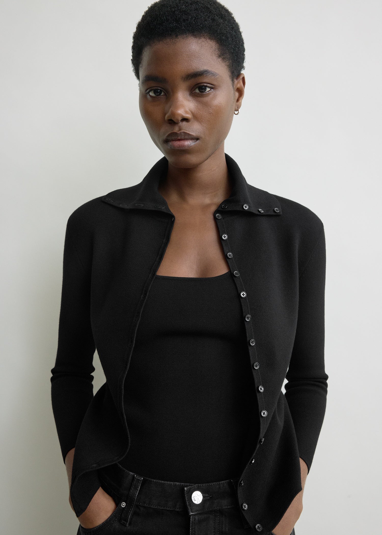 Fitted polo cardigan black