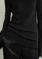 Frayed-edge slim top black